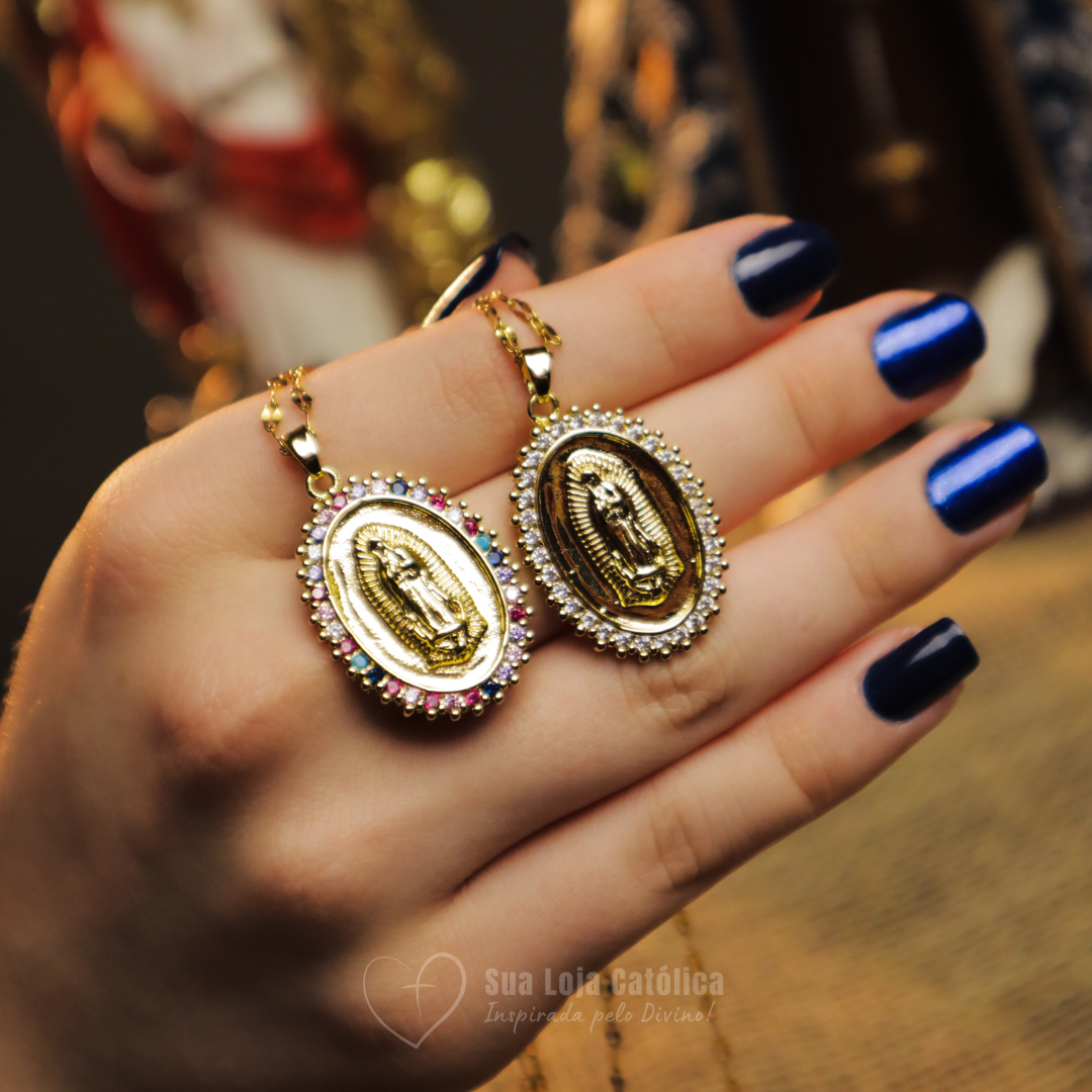 (COMPRE 1 LEVE 2) Colar Nossa Senhora Guadalupe Envolvido em Zircônia