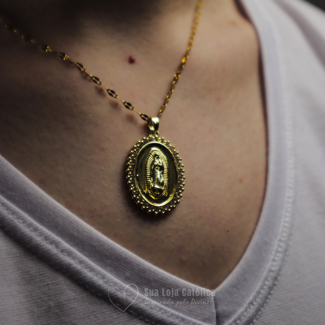 (COMPRE 1 LEVE 2) Colar Nossa Senhora Guadalupe Envolvido em Zircônia