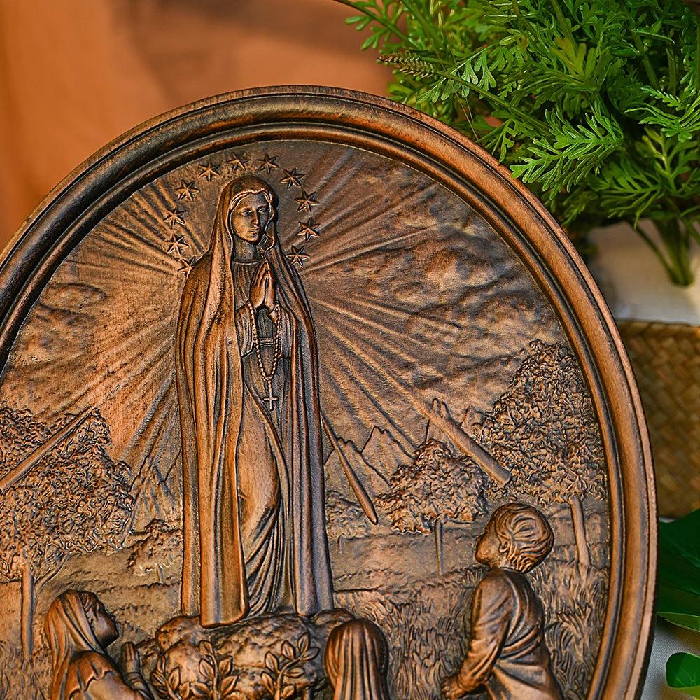 Escultura Nossa Senhora de Fátima em Madeira